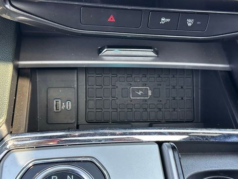 Used 2022 Ford Expedition Timberline image 33