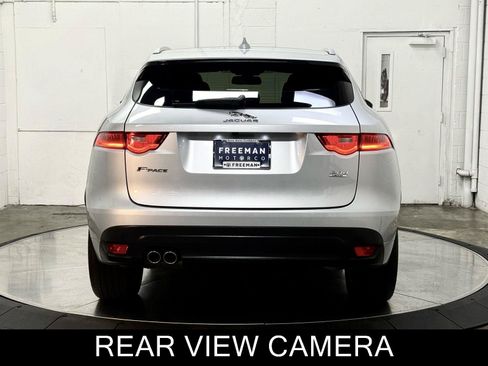 Used 2018 Jaguar F-PACE R-Sport AWD/4WD image 7