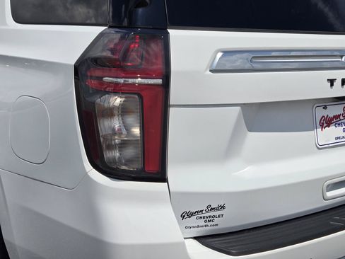 Used 2023 Chevrolet Tahoe High Country AWD/4WD image 9