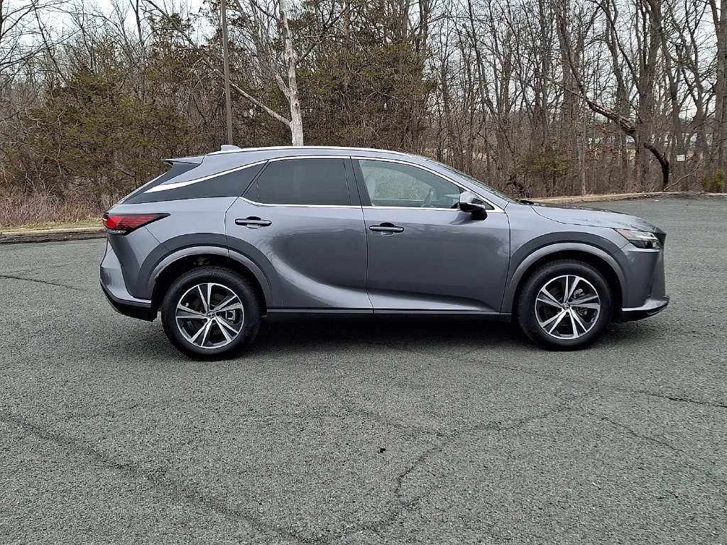 Used 2023 Lexus RX 350 Premium w/ Accessory Package AWD/4WD image 10