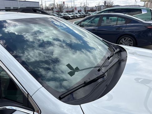 Used 2020 Subaru Outback Limited w/ Popular Package #2 image 4