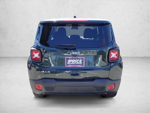 Used 2021 Jeep Renegade Sport image 3