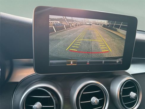 Used 2016 Mercedes-Benz GLC 300 image 17