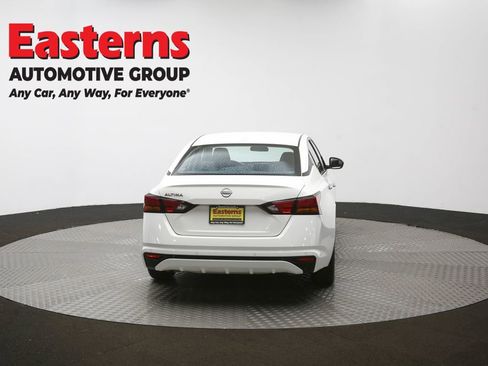 Used 2025 Nissan Altima 2.5 SV image 37