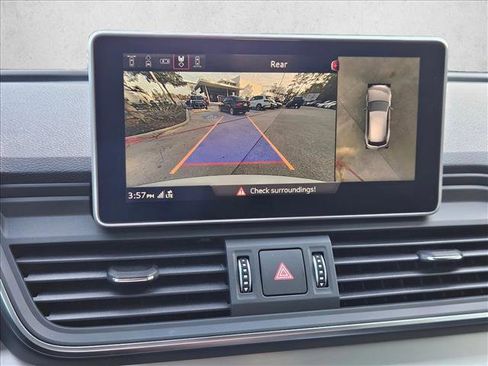 Used 2018 Audi SQ5 Prestige w/ Prestige Package image 19