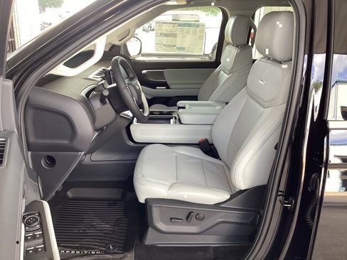 New 2025 Ford Expedition Platinum image 35