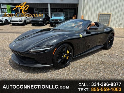 Used 2025 Ferrari Roma Spider RWD image 1