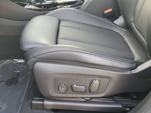 Certified 2024 BMW X3 xDrive30i w/ Premium Package image 9