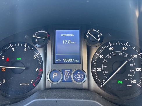 Used 2017 Lexus GX 460 Luxury image 23