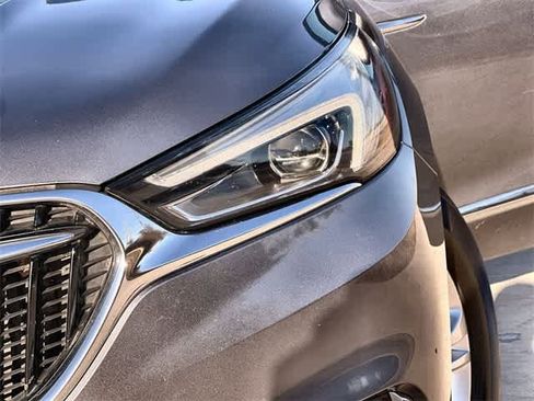 Used 2019 Buick Enclave Essence image 24