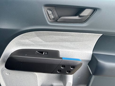 New 2026 Ford Maverick XLT image 17