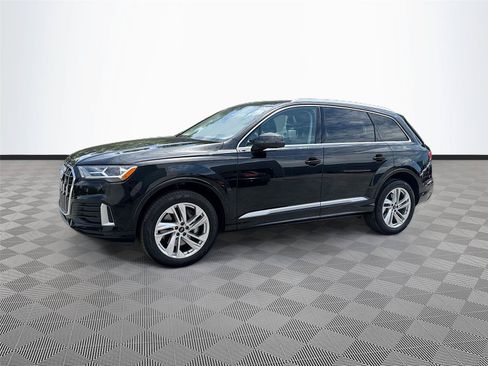 Used 2023 Audi Q7 2.0T Premium w/ Convenience Package AWD/4WD image 3