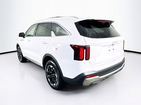 New 2026 Kia Sorento S image 7
