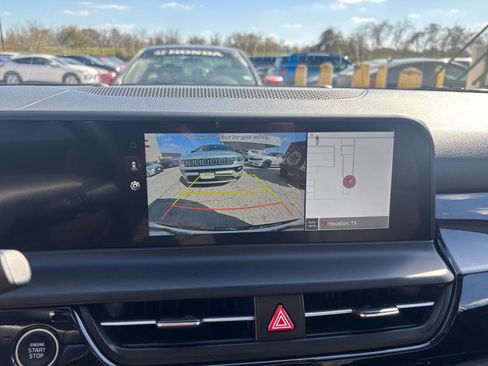 Used 2025 Kia Seltos S image 22