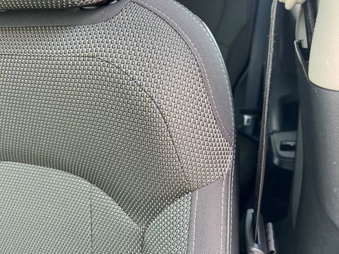 Used 2024 Subaru Crosstrek 2.0i Premium image 12