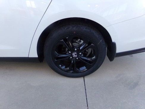 New 2025 Honda Accord SE image 9