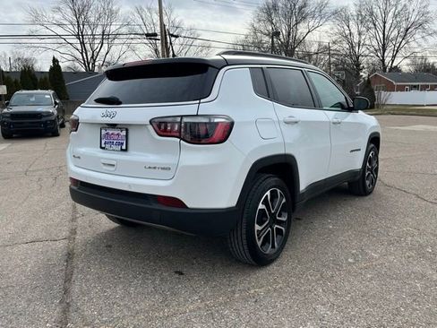 Used 2024 Jeep Compass Limited AWD/4WD image 5