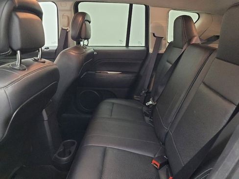 Used 2016 Jeep Compass High Altitude AWD/4WD image 18