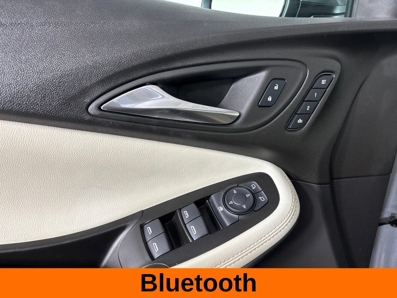 Used 2024 Buick Encore GX Avenir w/ Avenir Convenience Package AWD/4WD image 12