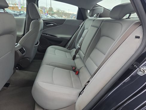 Used 2023 Chevrolet Malibu LT image 14