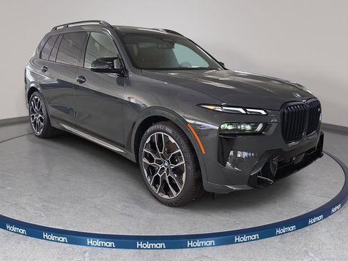 New 2026 BMW X7 M60i AWD/4WD image 3