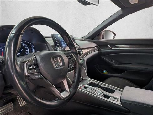 Used 2021 Honda Accord Sport image 9