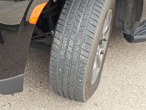 Used 2023 Chevrolet Tahoe LT w/ Luxury Package image 11