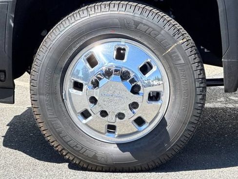 New 2026 GMC Sierra 3500 Denali Ultimate AWD/4WD image 25