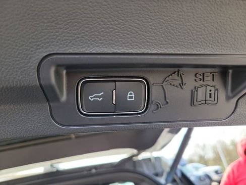 New 2026 Ford Explorer ST-Line w/ ST-Line Street Pack image 7