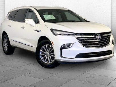 Used 2023 Buick Enclave Essence w/ Trailering Package, 5000 lbs.