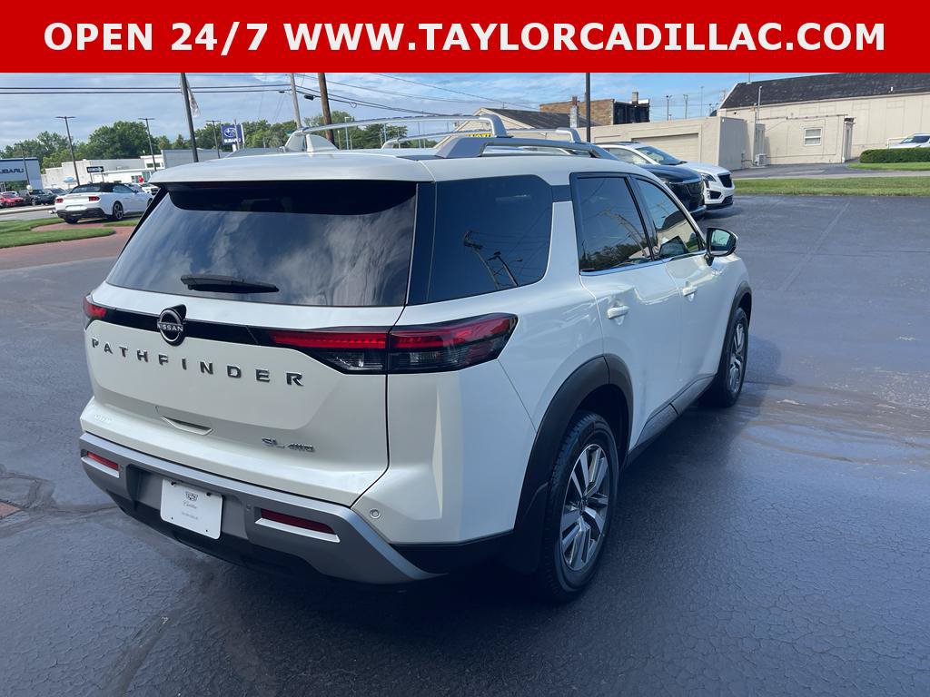 Used 2023 Nissan Pathfinder SL AWD/4WD image 8