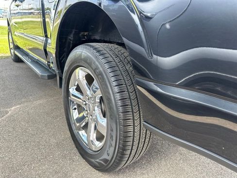 Used 2021 Ford F150 Lariat w/ Equipment Group 502A High AWD/4WD image 14
