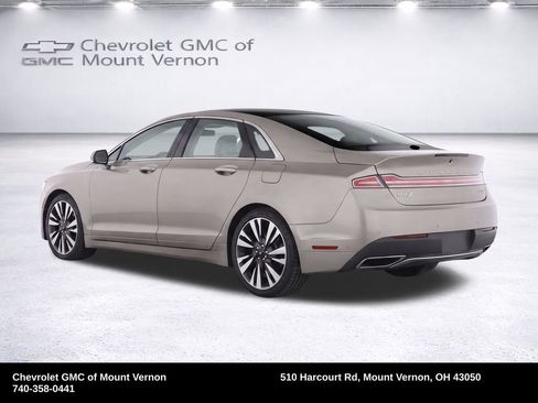 Used 2019 Lincoln MKZ Reserve w/ Luxury Package FWD image 3