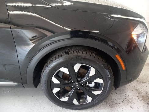 Used 2023 Kia Sportage X-Line w/ X-Line Premium Package AWD/4WD image 3