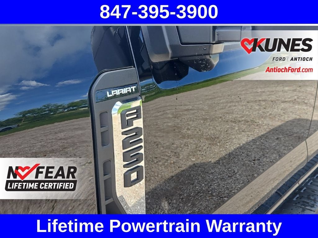Used 2025 Ford F250 Lariat AWD/4WD image 15