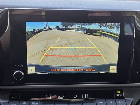 Certified 2025 Toyota Camry SE image 20