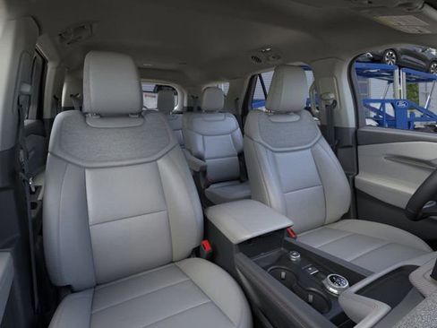 New 2026 Ford Explorer Active AWD/4WD image 10