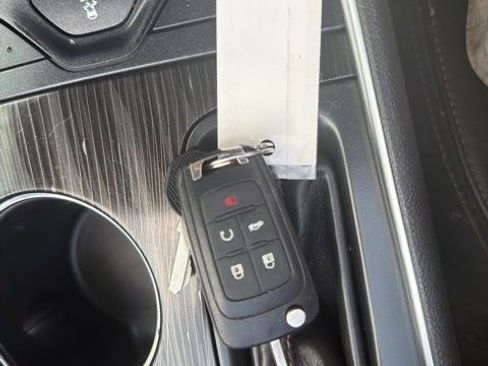 Used 2017 Chevrolet Impala LT w/ Leather Package FWD image 31