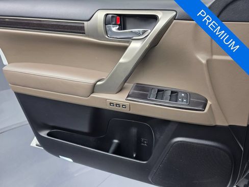 Used 2021 Lexus GX 460 Premium w/ Premium Package AWD/4WD image 28