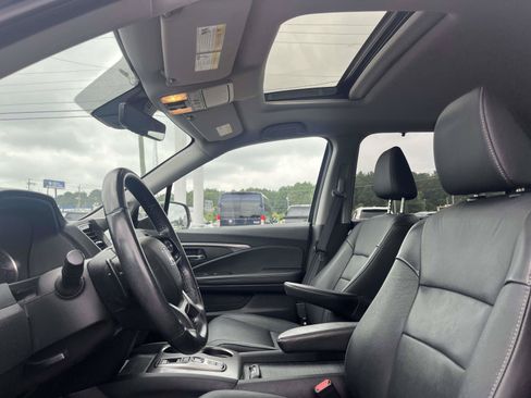 Used 2021 Honda Pilot Special Edition image 17
