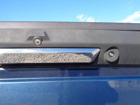 Used 2017 Ford F250 Lariat w/ Lariat Value Package image 10