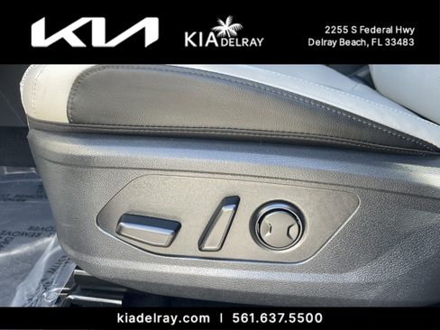 Used 2026 Kia Sportage EX image 18