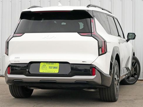 Used 2024 Kia EV9 GT-Line image 5