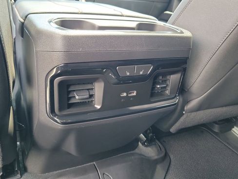 Used 2023 GMC Sierra 1500 AT4 w/ AT4 Premium Package AWD/4WD image 22