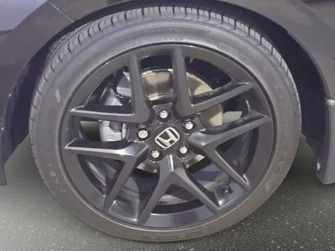 Used 2025 Honda Civic Sport image 30