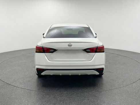 Used 2025 Nissan Altima 2.5 SV image 7