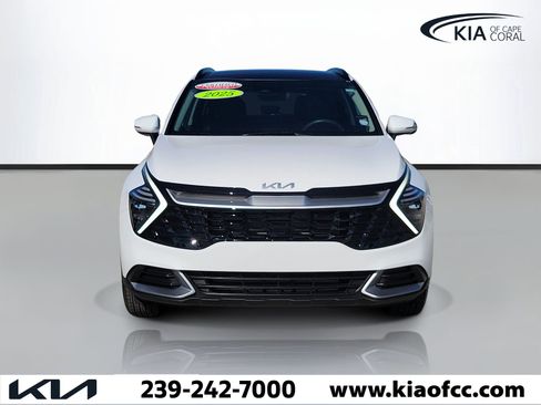 Certified 2025 Kia Sportage EX w/ Premium Package FWD image 2