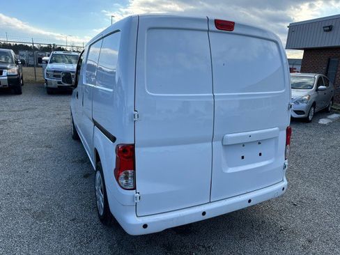 Used 2021 Nissan NV200 SV image 10