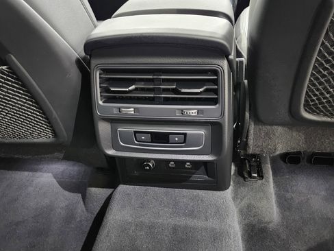 Used 2022 Audi Q7 Premium Plus w/ Premium Plus Package image 21