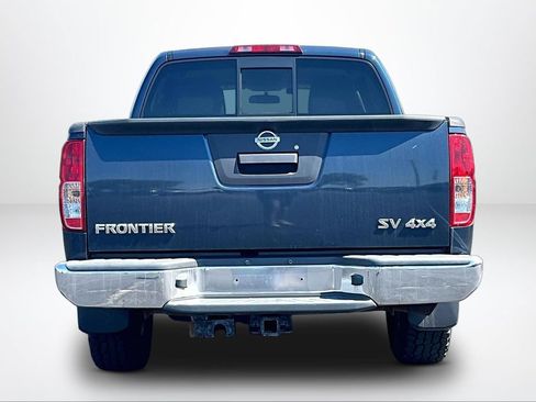 Used 2015 Nissan Frontier SV AWD/4WD image 4